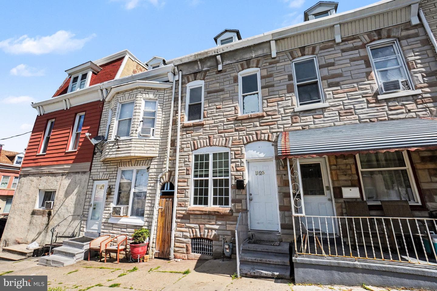 1105 Green Street photo 4
