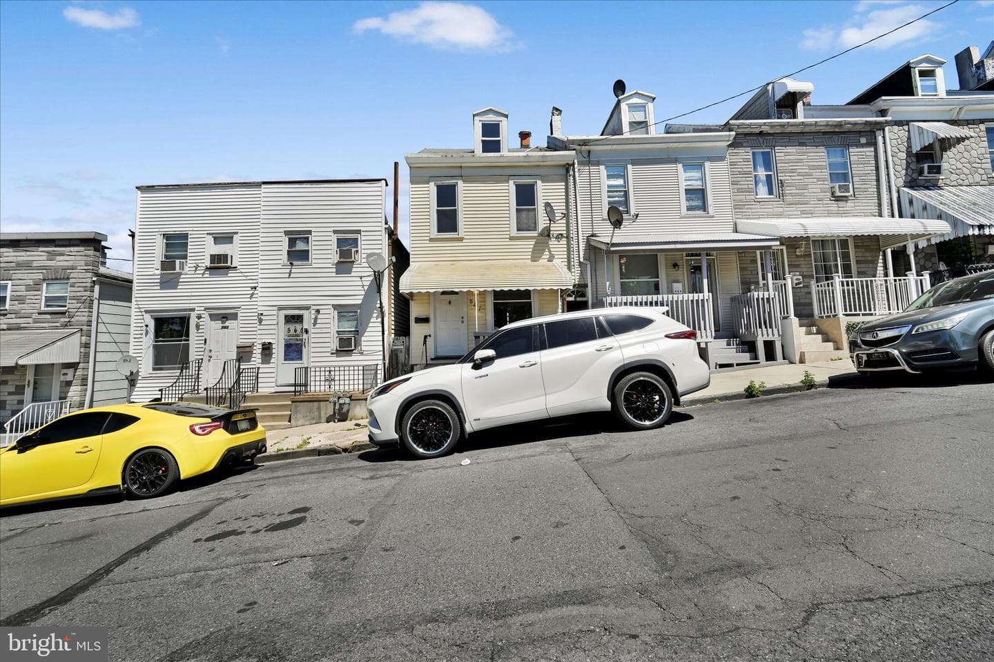 547 S 10th Street photo 2