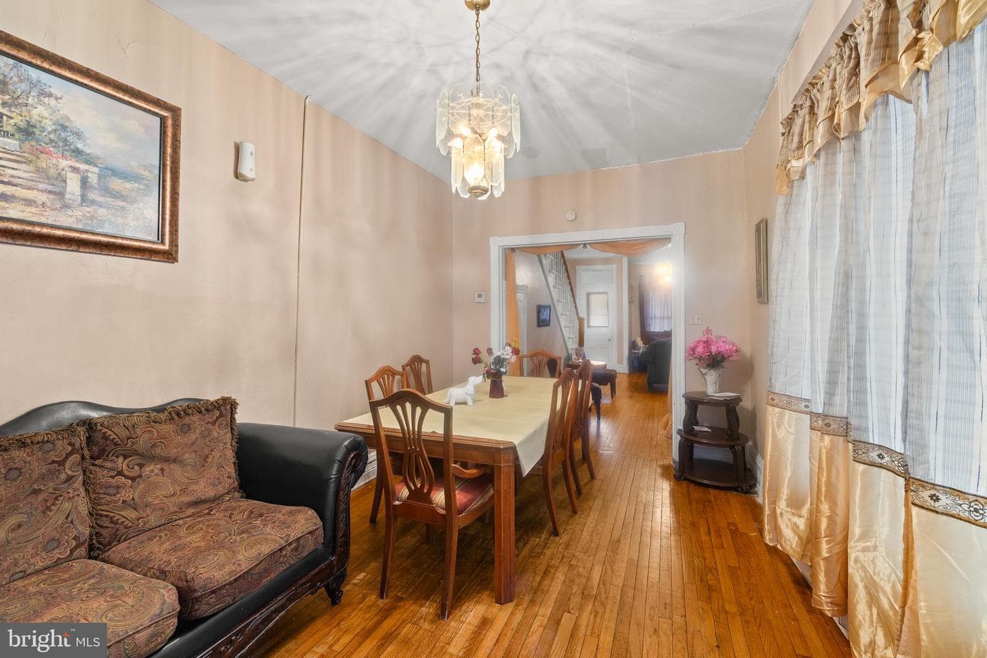 221 W Oley Street photo 6