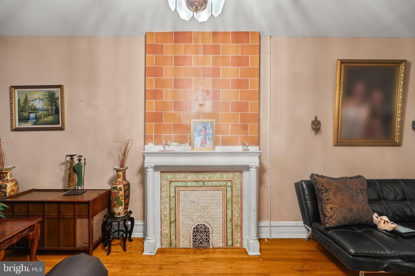 221 W Oley Street photo 7