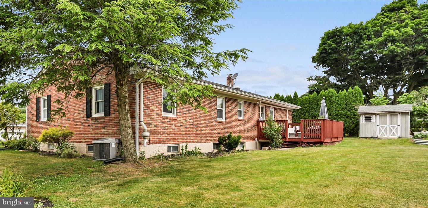 593 Mull Avenue photo 26