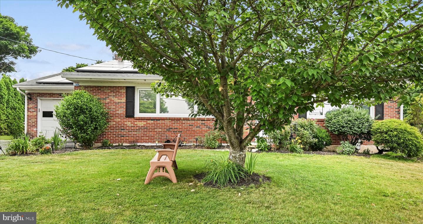 593 Mull Avenue photo 29