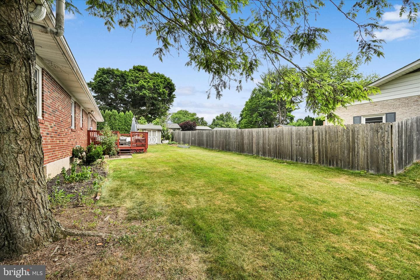 593 Mull Avenue photo 30