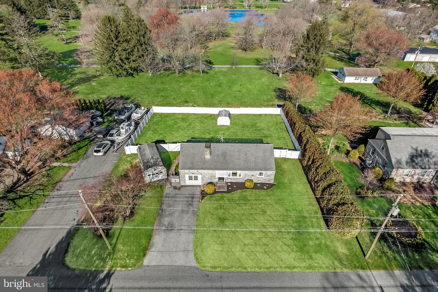 400 Amity Park Road photo 5