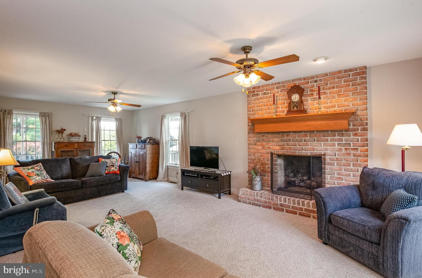 19 Sokol Drive photo 8