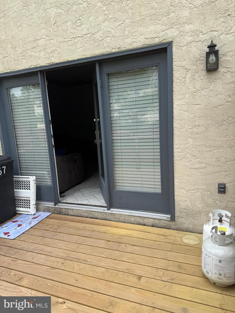 57 Winchester Court photo 20