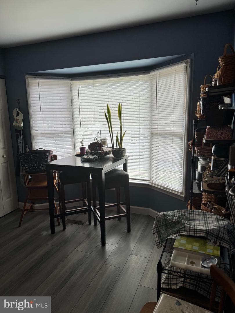 57 Winchester Court photo 5