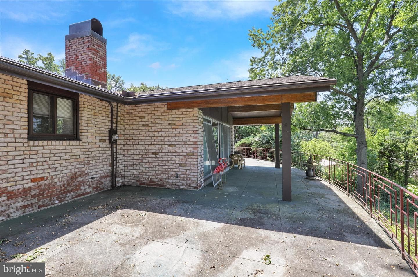 1840 Lorraine Road photo 36