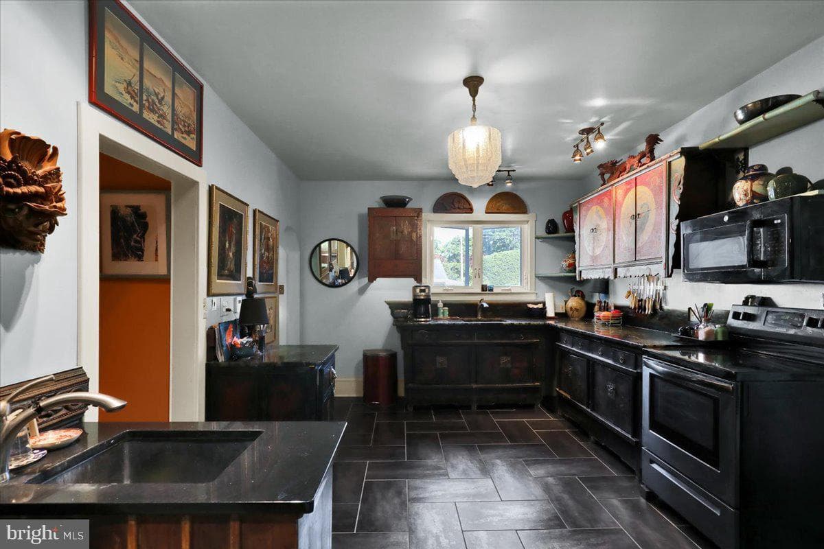 3421 River Road photo 31