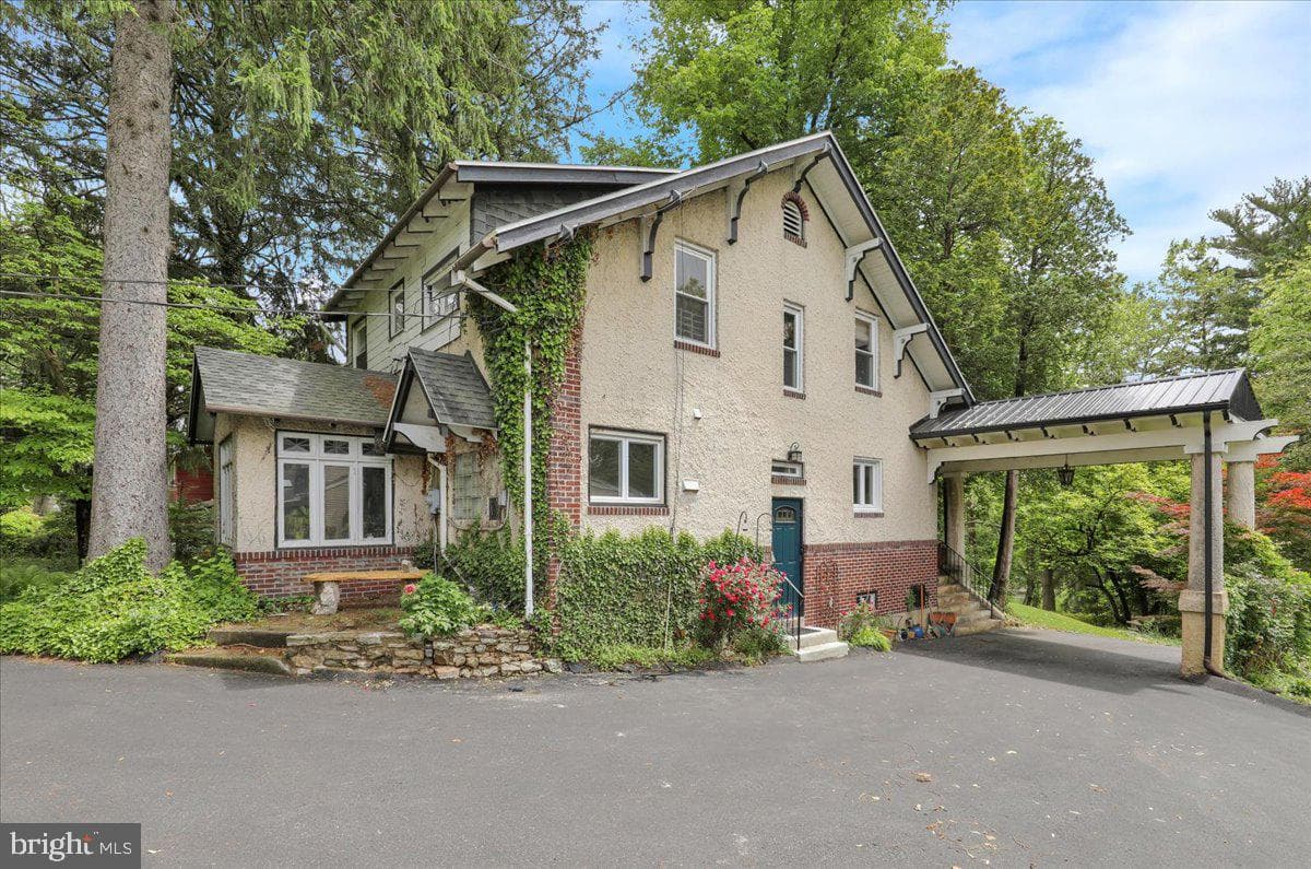 3421 River Road photo 8
