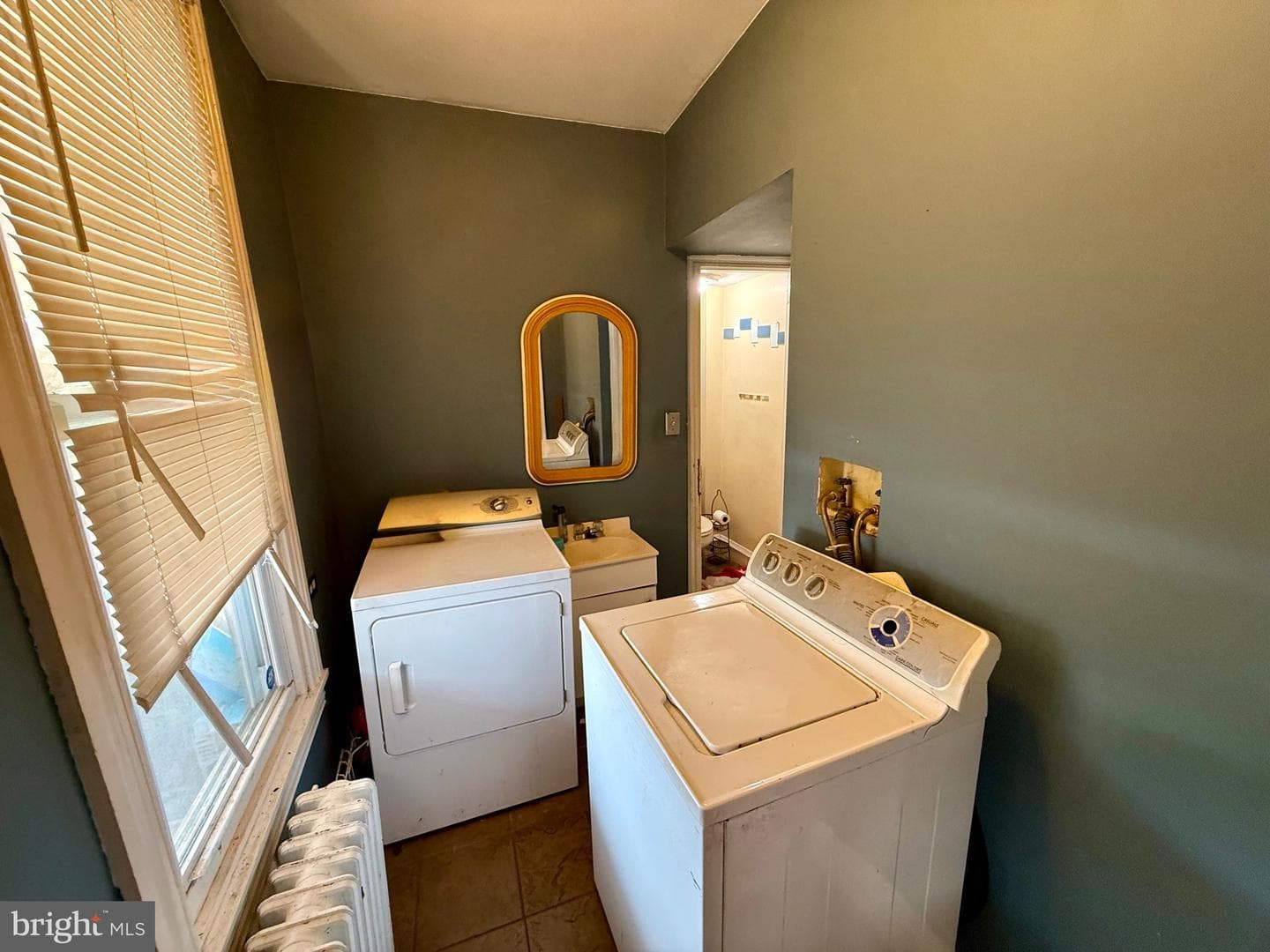 326 Windsor Street photo 12