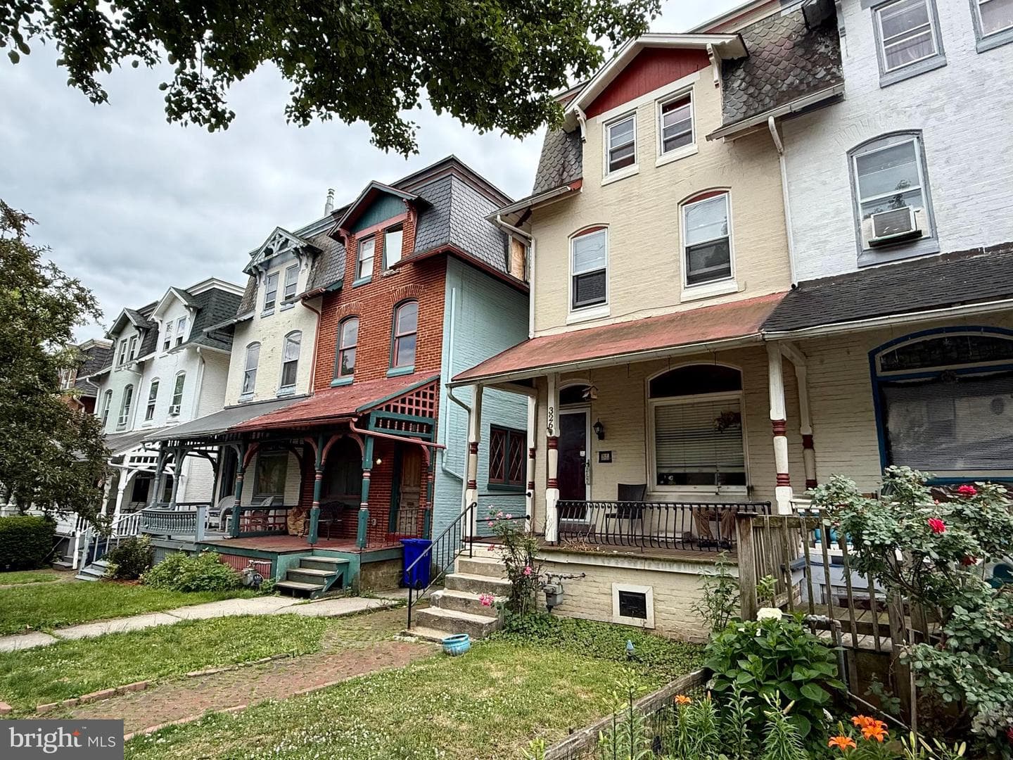 326 Windsor Street photo 25
