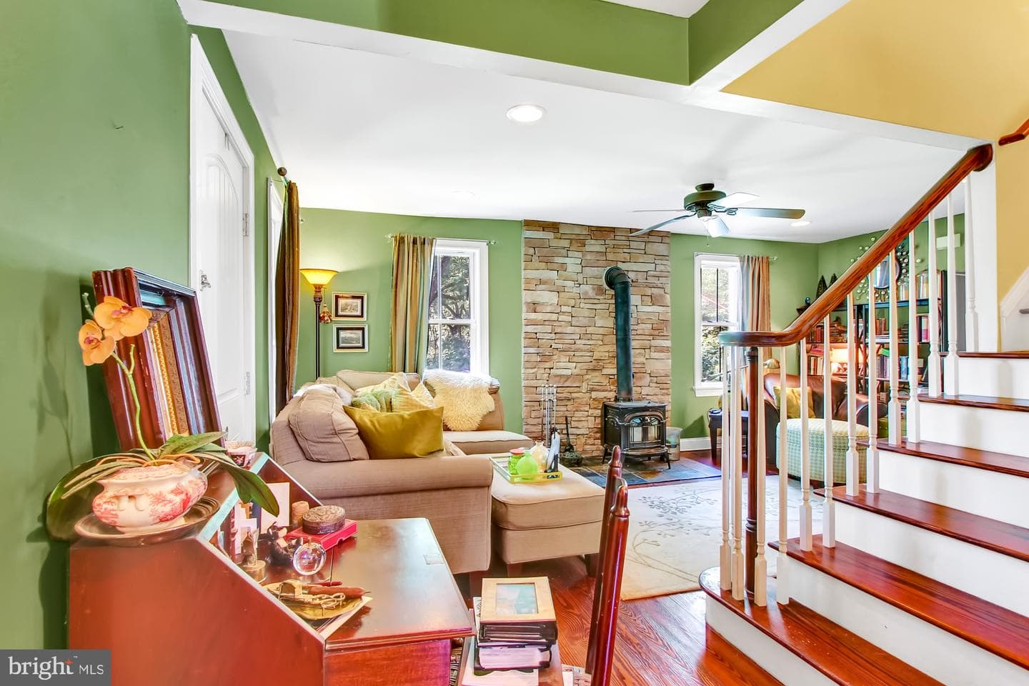 177 Imperial Drive photo 12