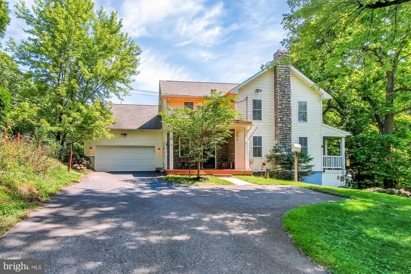177 Imperial Drive photo 2