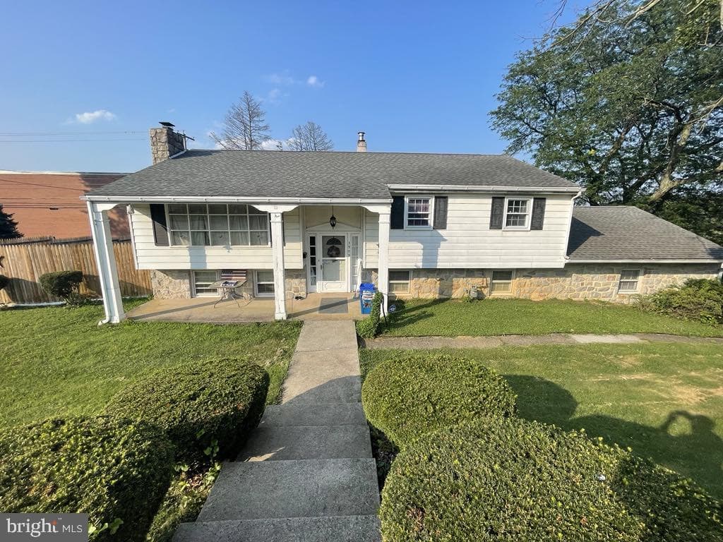 3909 Reiff Place, Reading