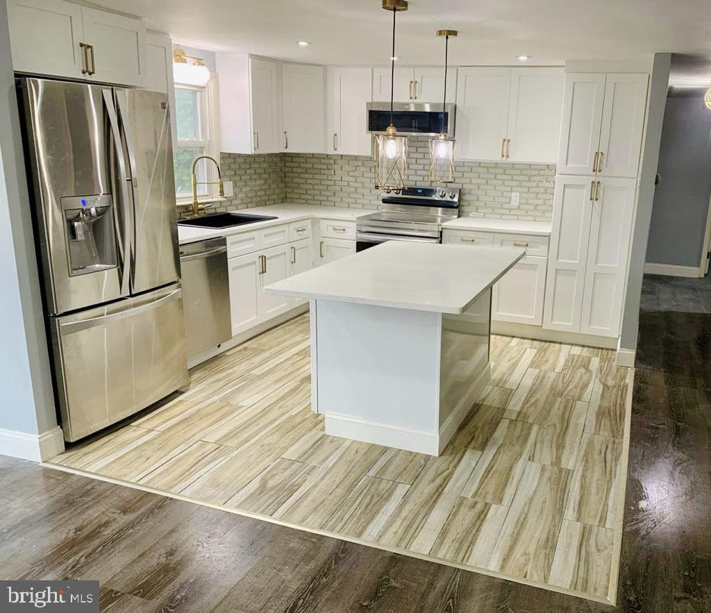 3909 Reiff Place photo 7