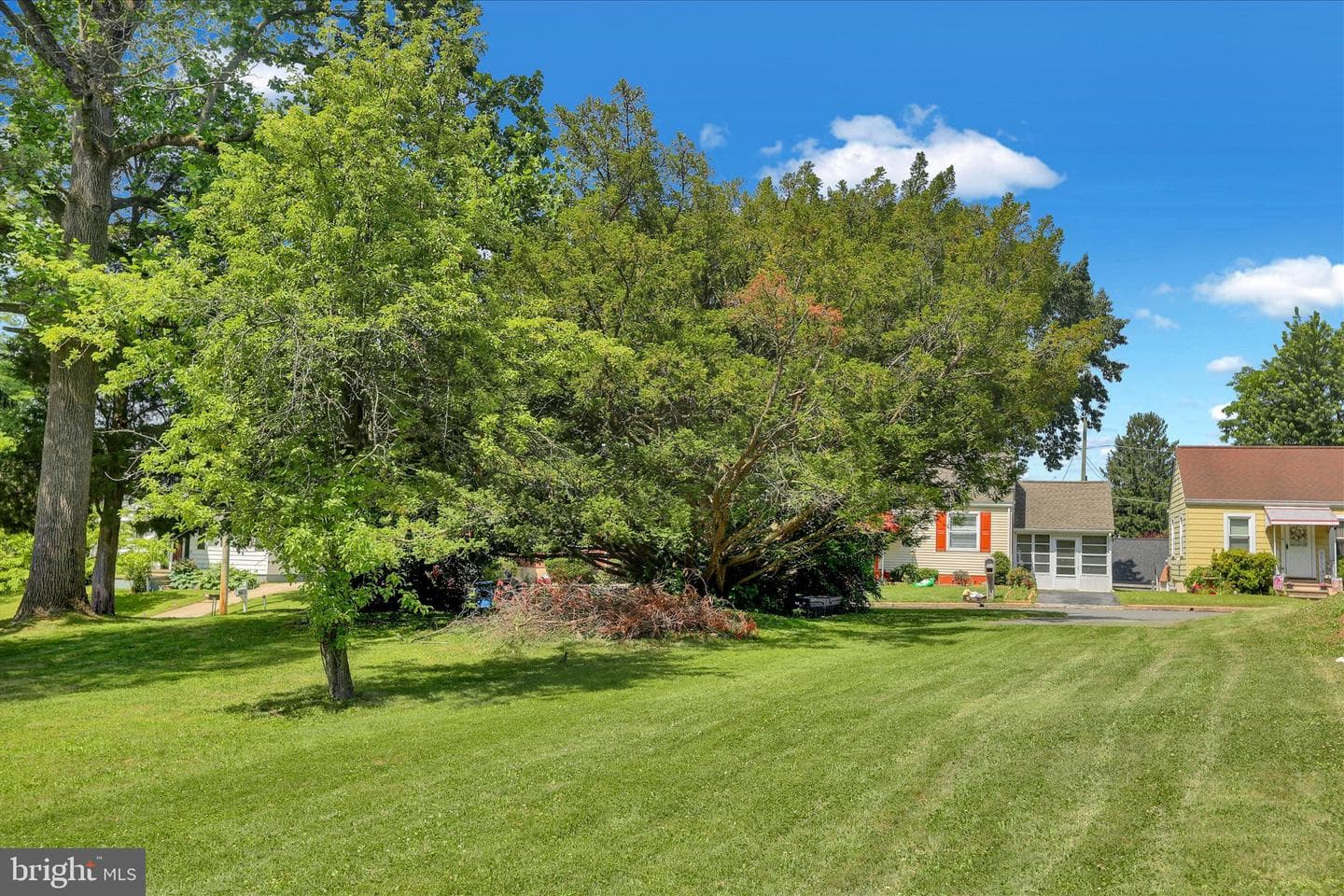 2122 Hampden Blvd photo 35