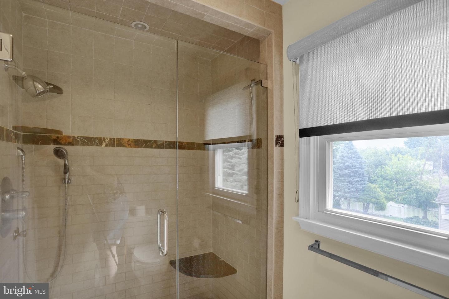 1723 Colony Drive photo 32