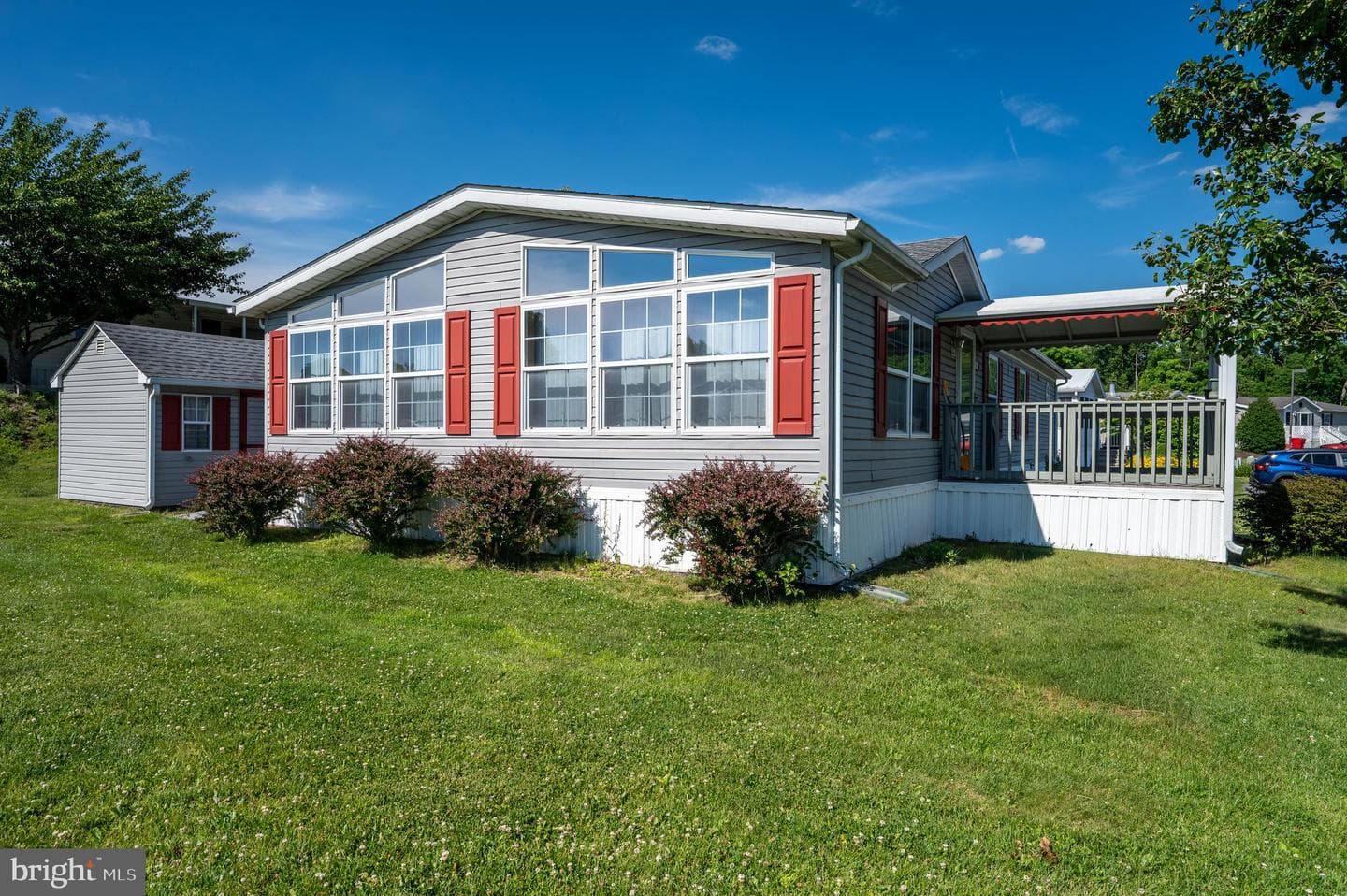 500 Caravelle Ln, Reading