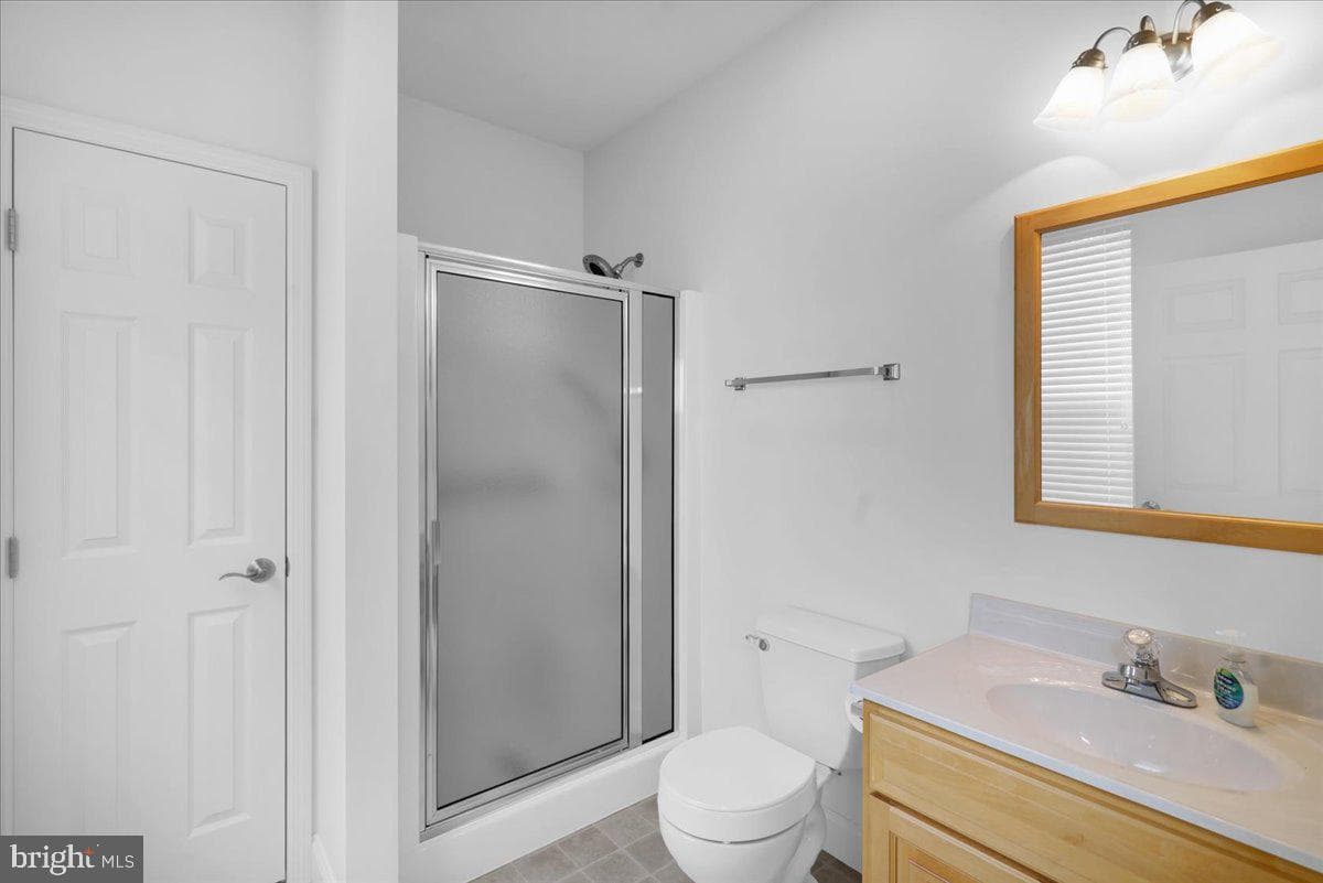 52 Harry Avenue photo 25