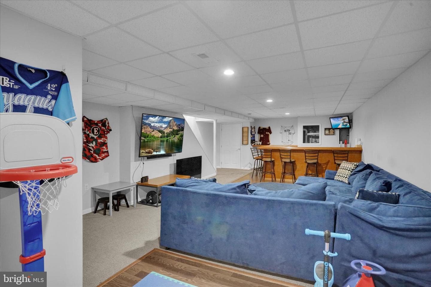 664 Walnut Tree Drive photo 28