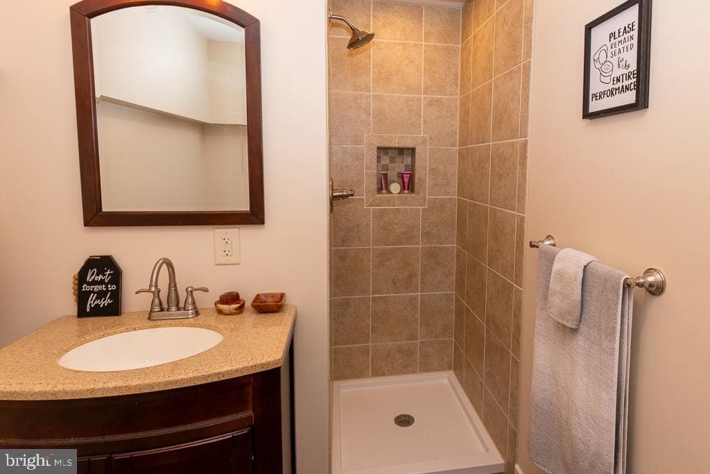 141 Pond View Drive photo 20