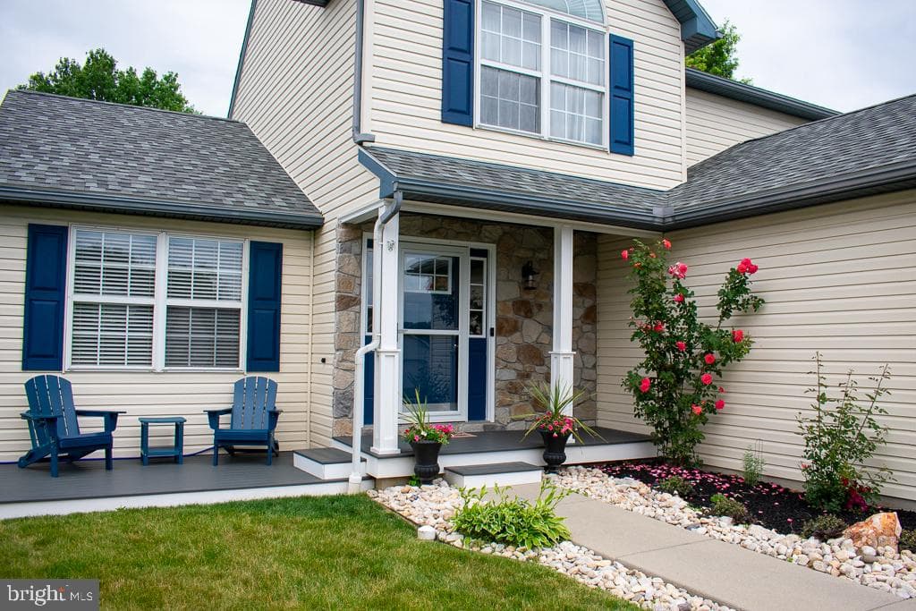 141 Pond View Drive photo 24