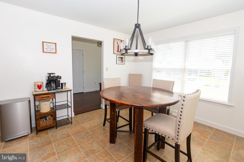 141 Pond View Drive photo 6