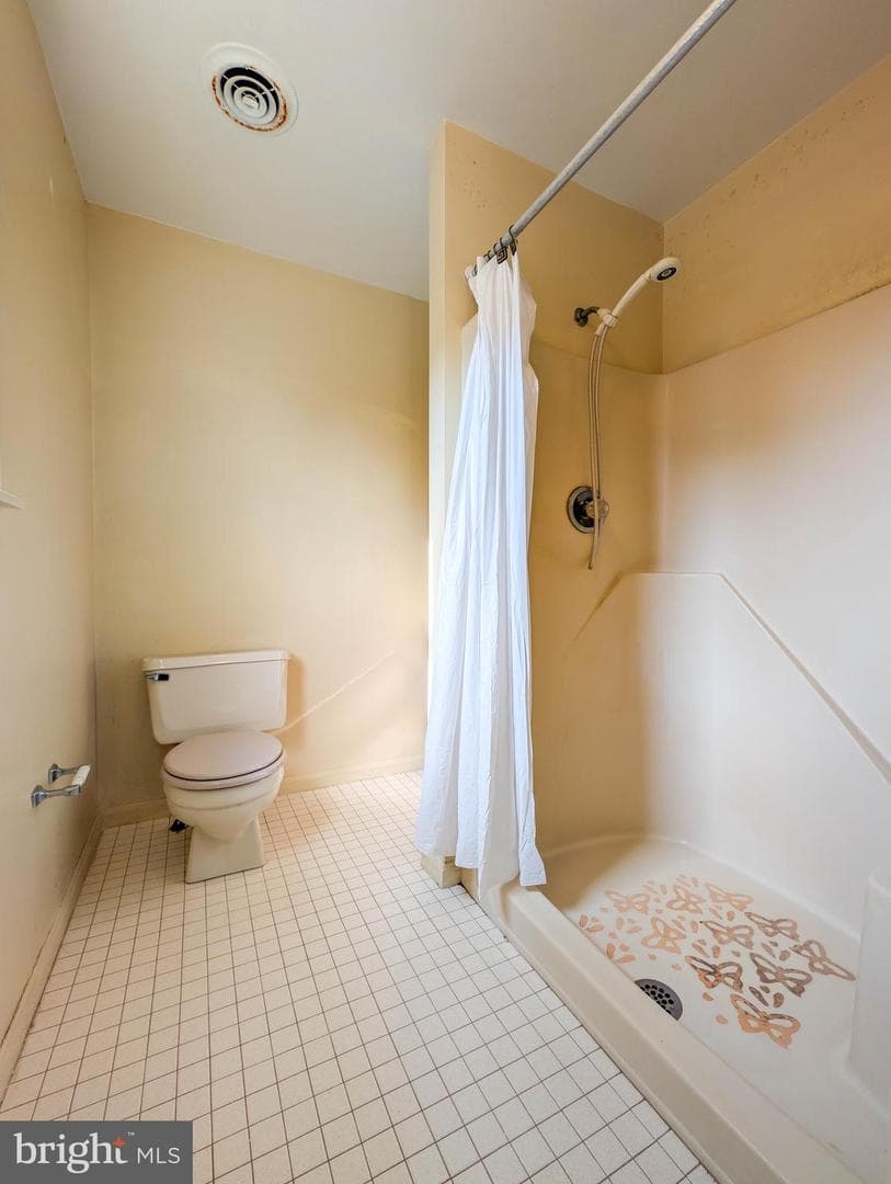 1524 Colony Drive photo 13