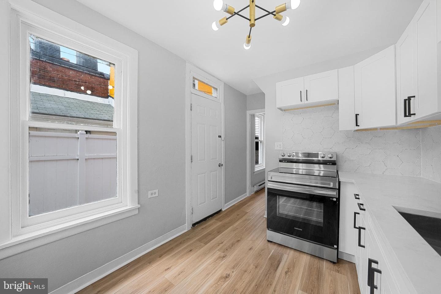 1034 Washington Street photo 12