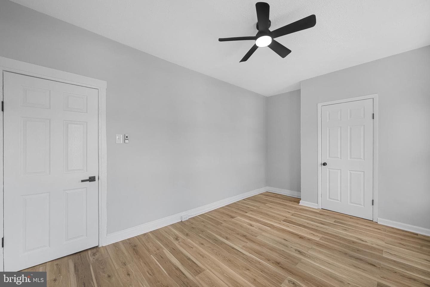 1034 Washington Street photo 17