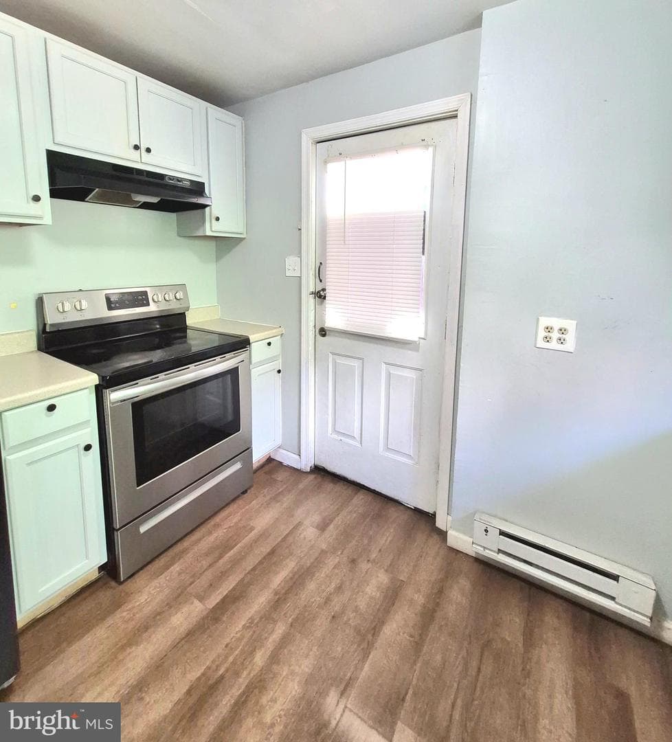 1247 Oley Street photo 10