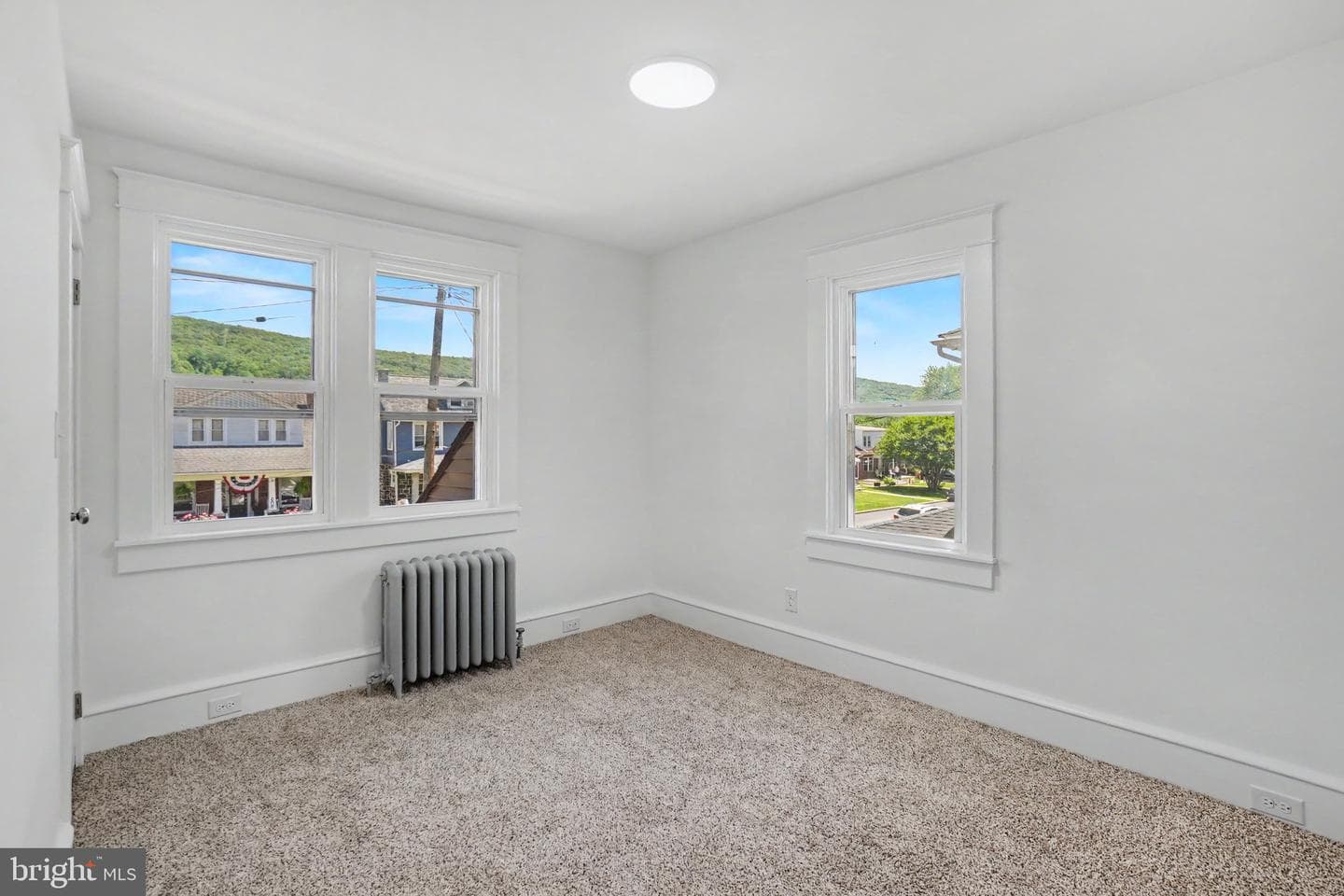 4 Myrtle Avenue photo 27