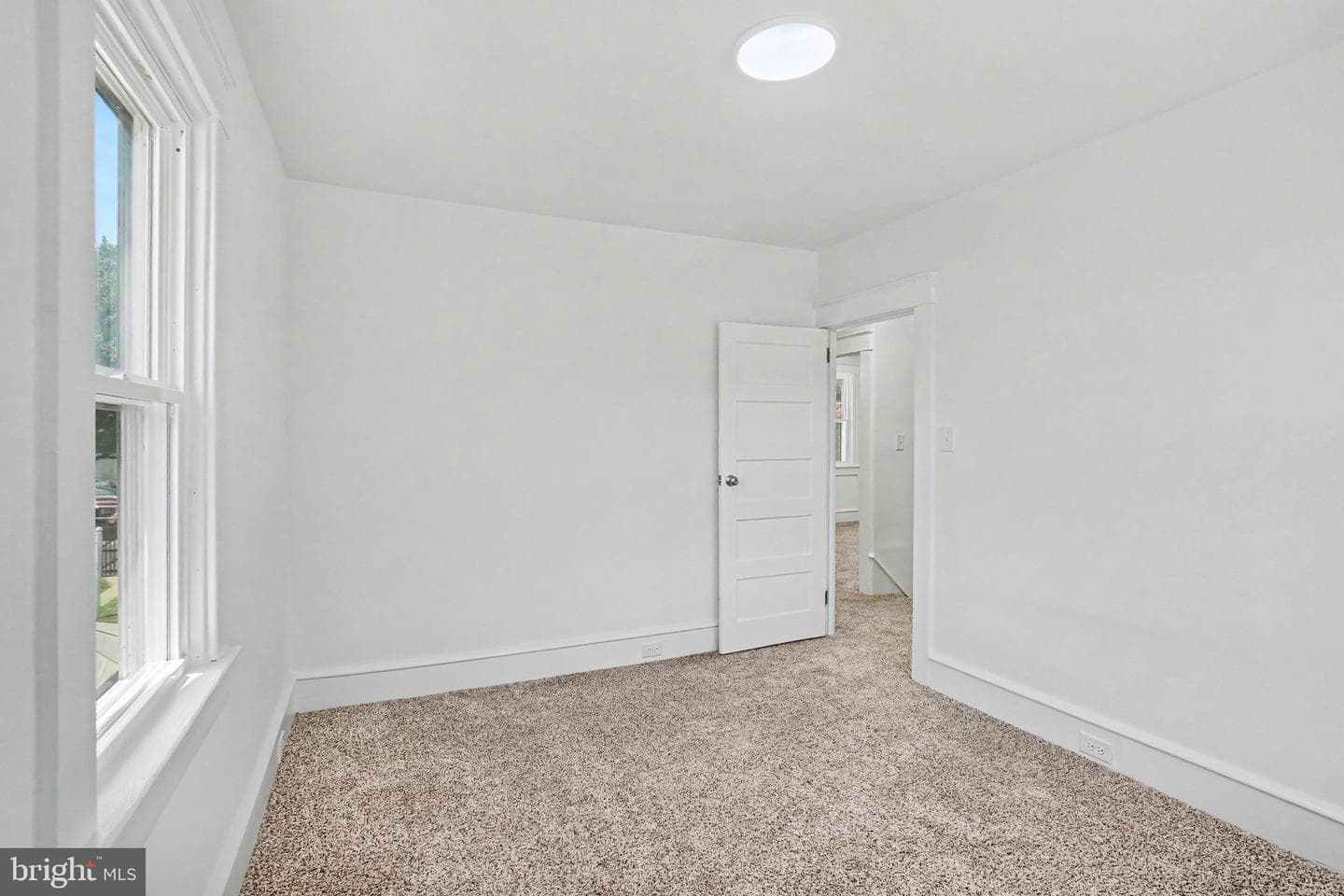 4 Myrtle Avenue photo 31