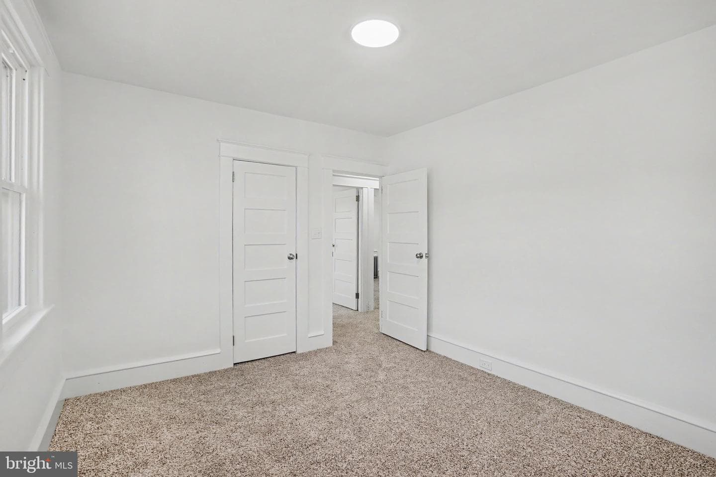 4 Myrtle Avenue photo 36
