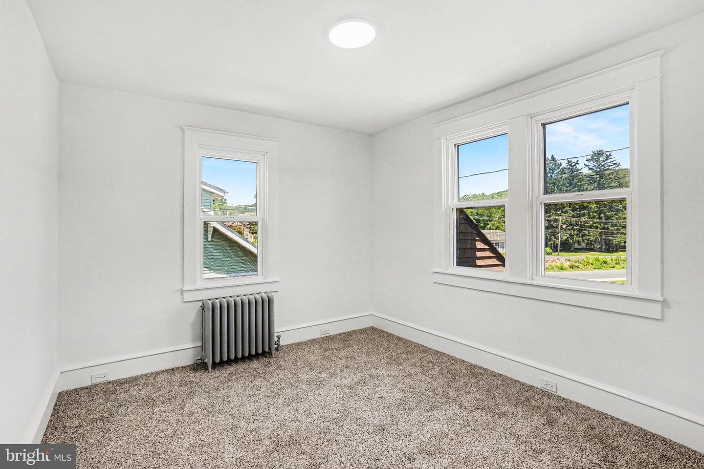 4 Myrtle Avenue photo 37
