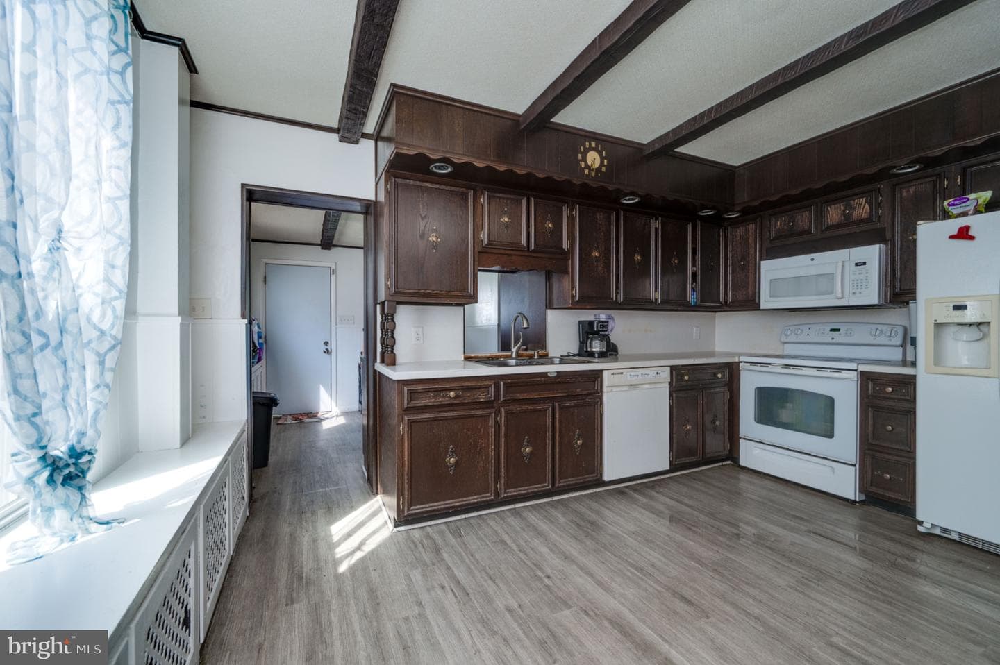 1448 Luzerne Street photo 8