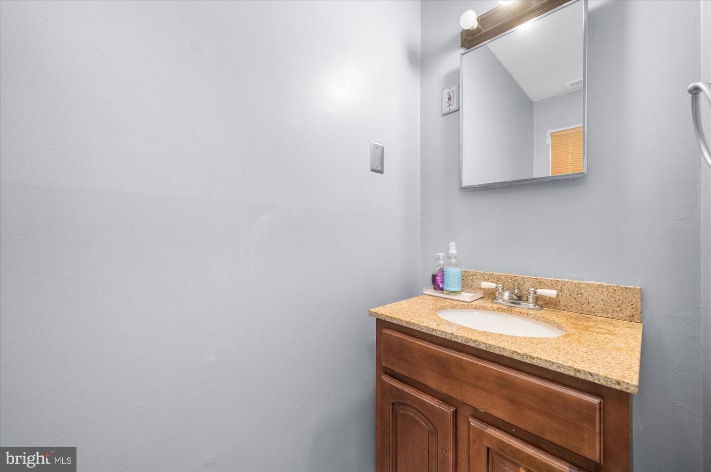 825 Woodchuck Lane photo 13