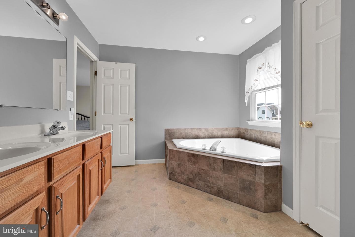 4 Oswego Lane photo 26