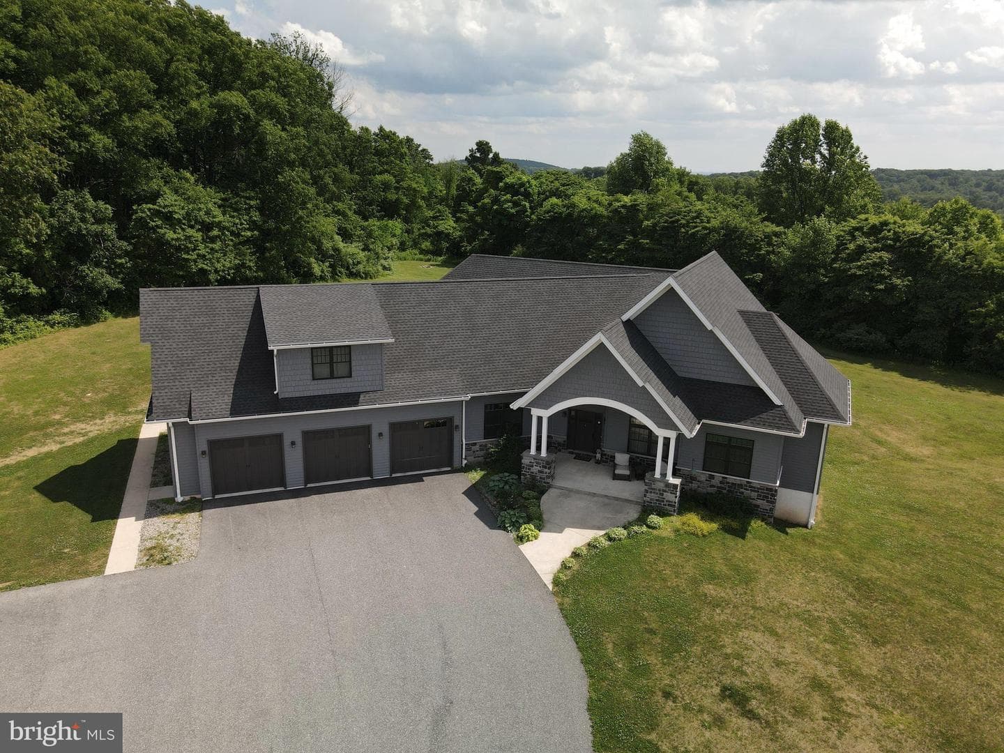 410 Walnuttown Road photo 4