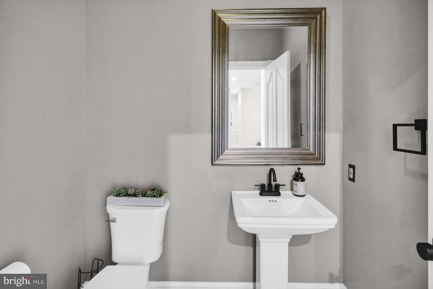 161 Heckman Road photo 13