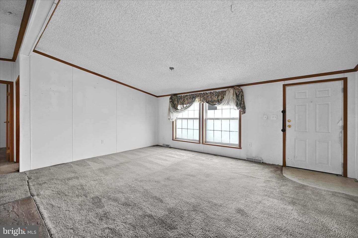350 Myer Drive photo 15