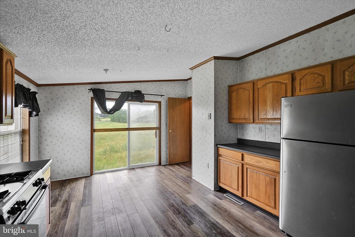 350 Myer Drive photo 18