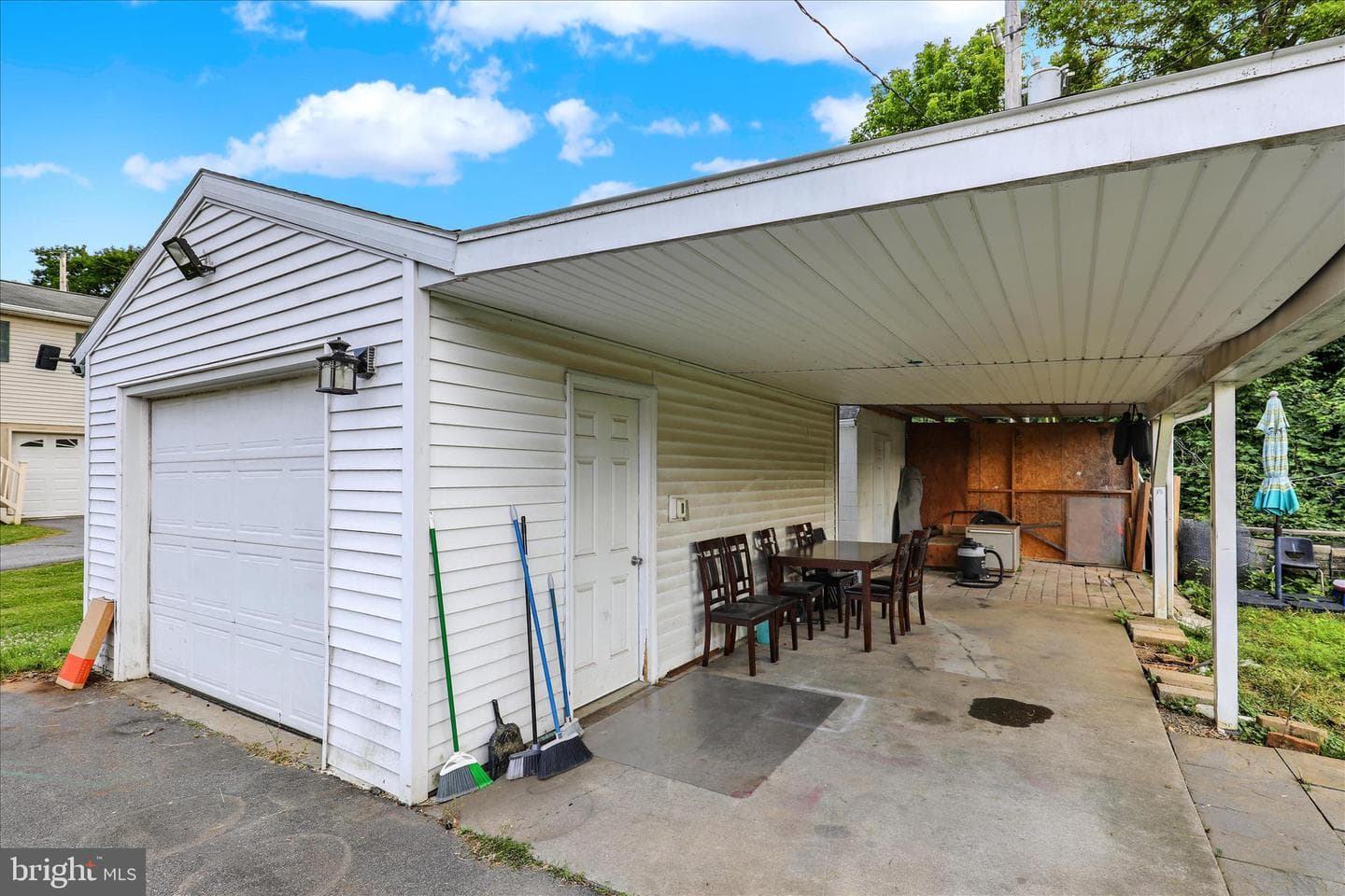 302 Elmwood Avenue photo 31