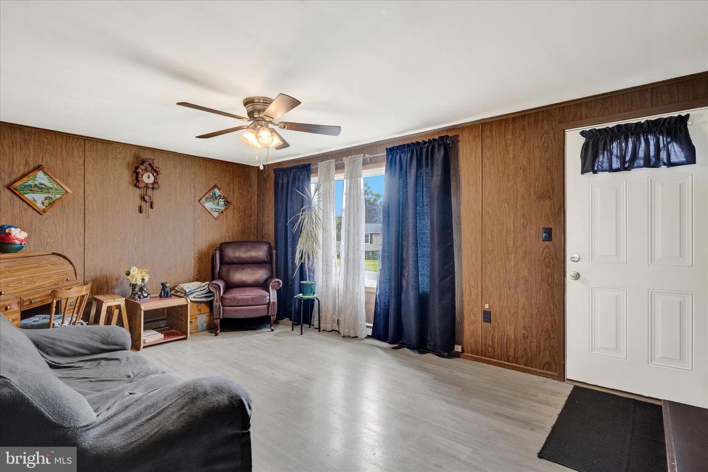 27 Maywood Avenue photo 4