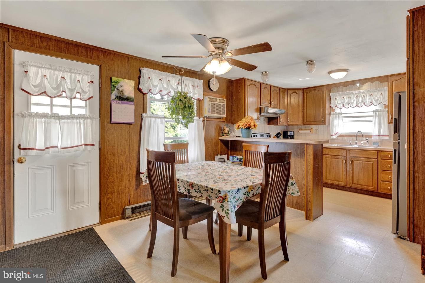 27 Maywood Avenue photo 7