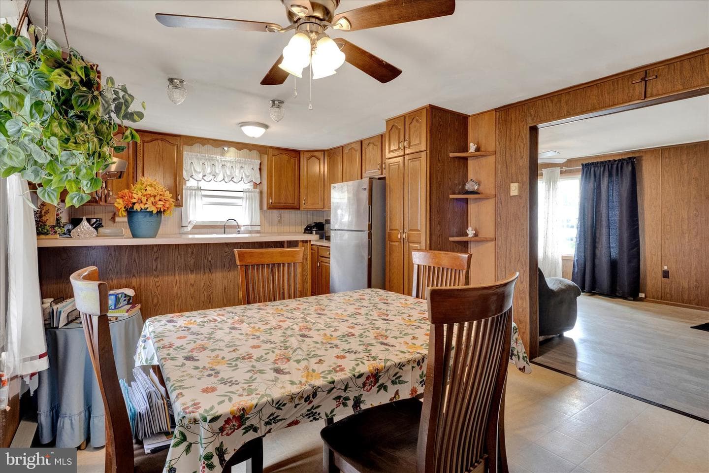 27 Maywood Avenue photo 8