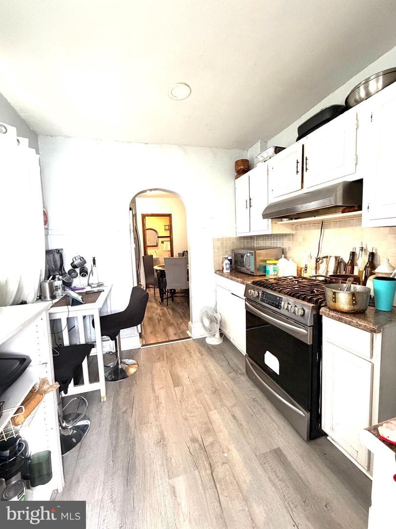 326 Spring Garden Street photo 8