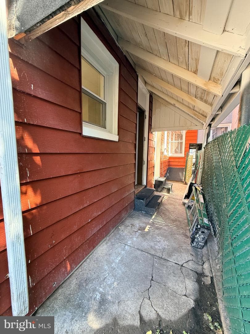 1136 Muhlenberg Street photo 29