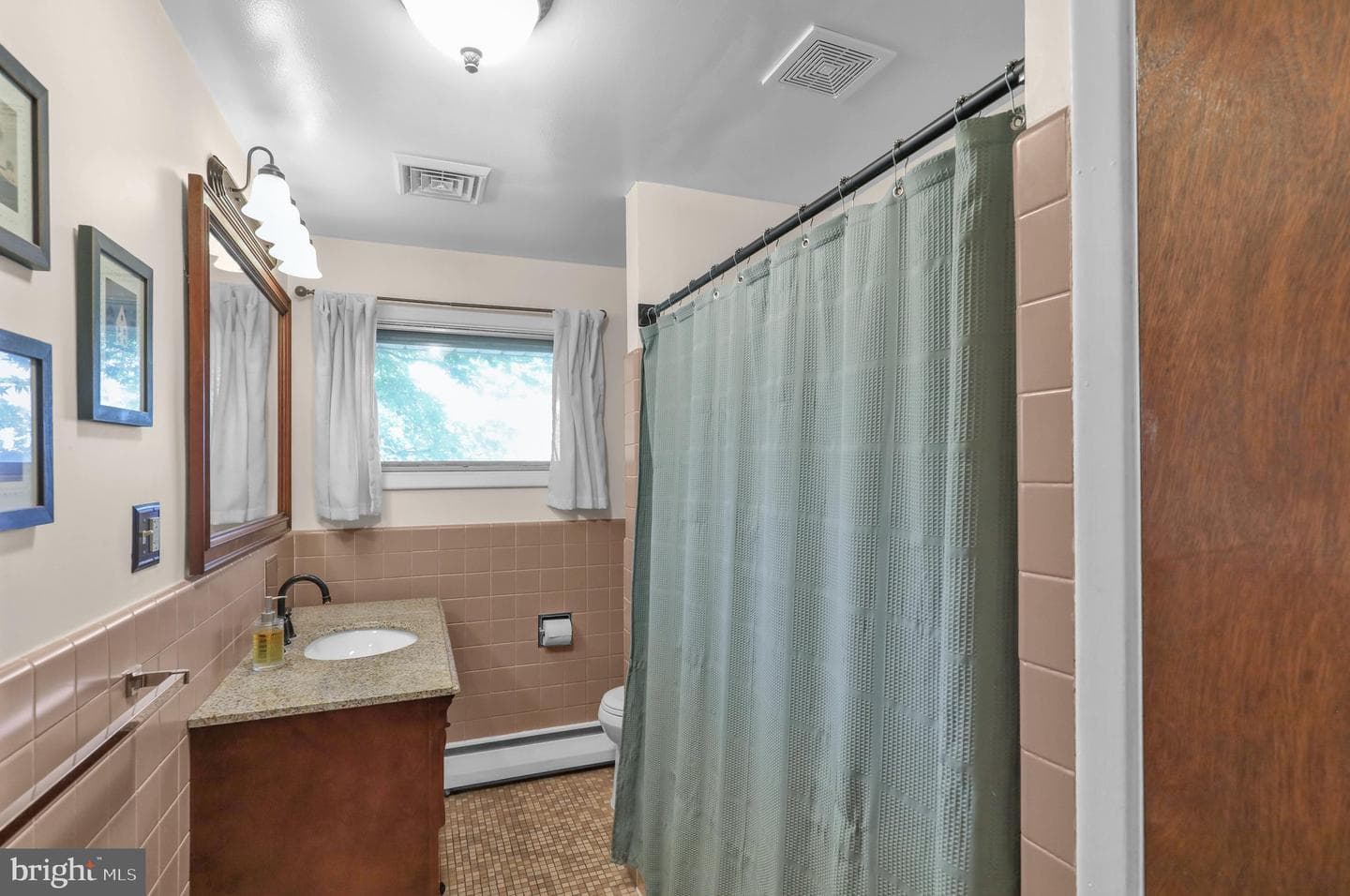 33 Lawndale Road photo 13